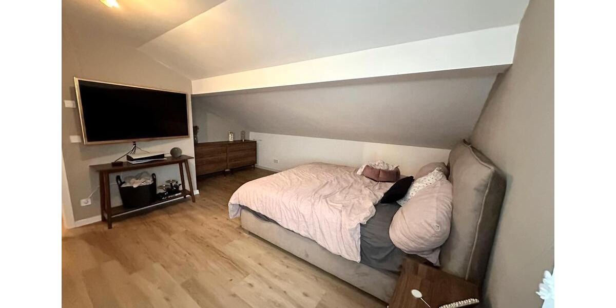 Etagenwohnung Ergolding - 4.5 Zimmer, 100 m&sup2;, 1.390&euro; | Angebot:24679880
