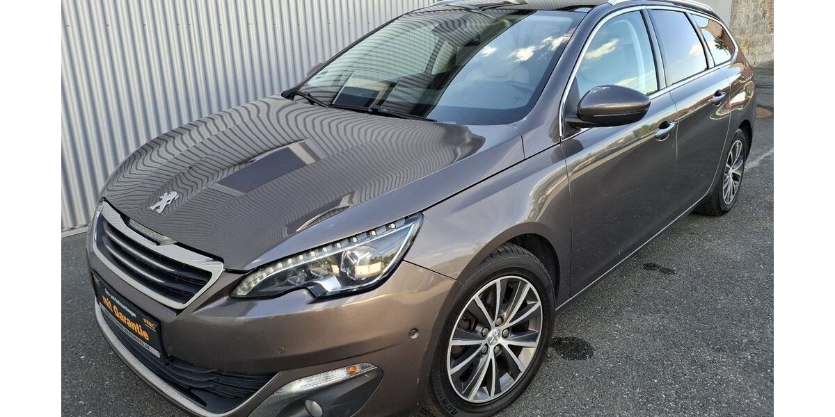 Peugeot 308 142.000 km 8.990 &euro; Derenburg 38895