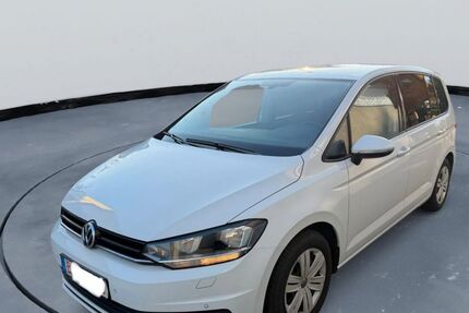 VW Touran 221.000 km 8.999 &euro; Berlin 12355