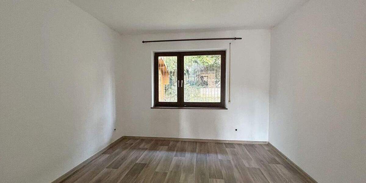 Mehrfamilienhaus, Wohnhaus Eppstein / Vockenhausen Vockenhausen - 6 Zimmer, 186 m&sup2;, 1.950&euro; | Angebot:25459086