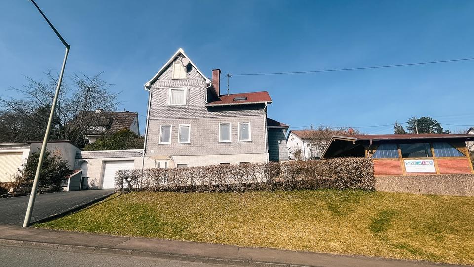 Einfamilienhaus Kreuztal - 6.5 Zimmer, 140 m&sup2;, 180.000&euro; | Angebot:26891467