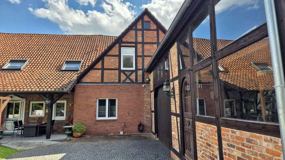 Einfamilienhaus Uetze - 4 Zimmer, 148 m&sup2;, 339.000&euro; | Angebot:26897795