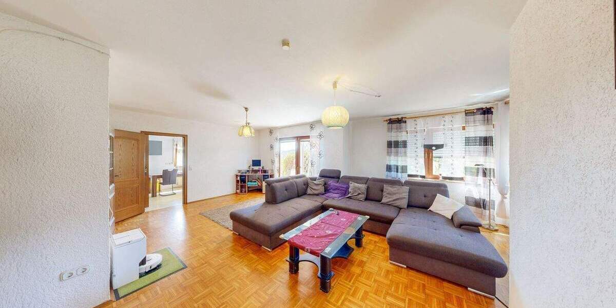 Einfamilienhaus Gemünden am Main Gemünden - 7 Zimmer, 179 m&sup2;, 300.000&euro; | Angebot:25996999