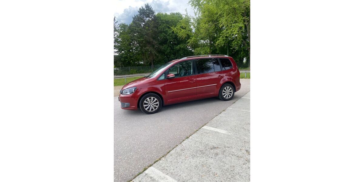 VW Touran 241.000 km 5.900 &euro; Friedberg 86316