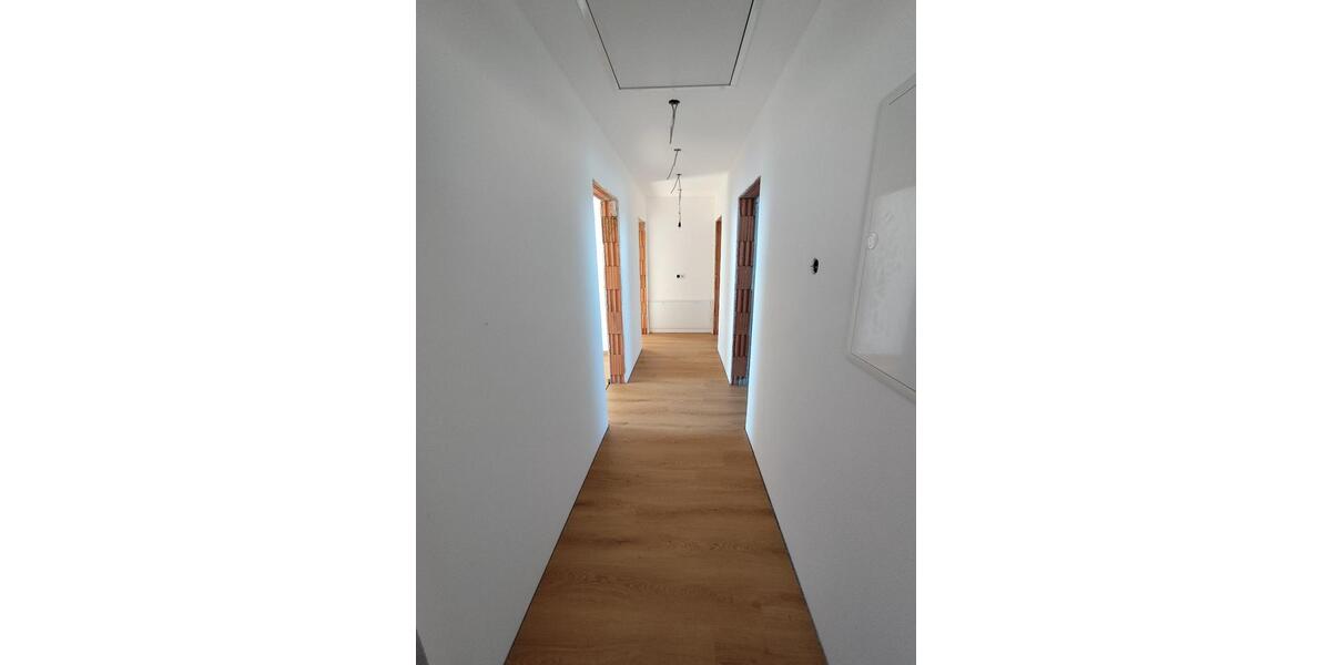 Mehrfamilienhaus, Wohnhaus Ehekirchen - 6 Zimmer, 170 m&sup2;, 1.700&euro; | Angebot:26399722