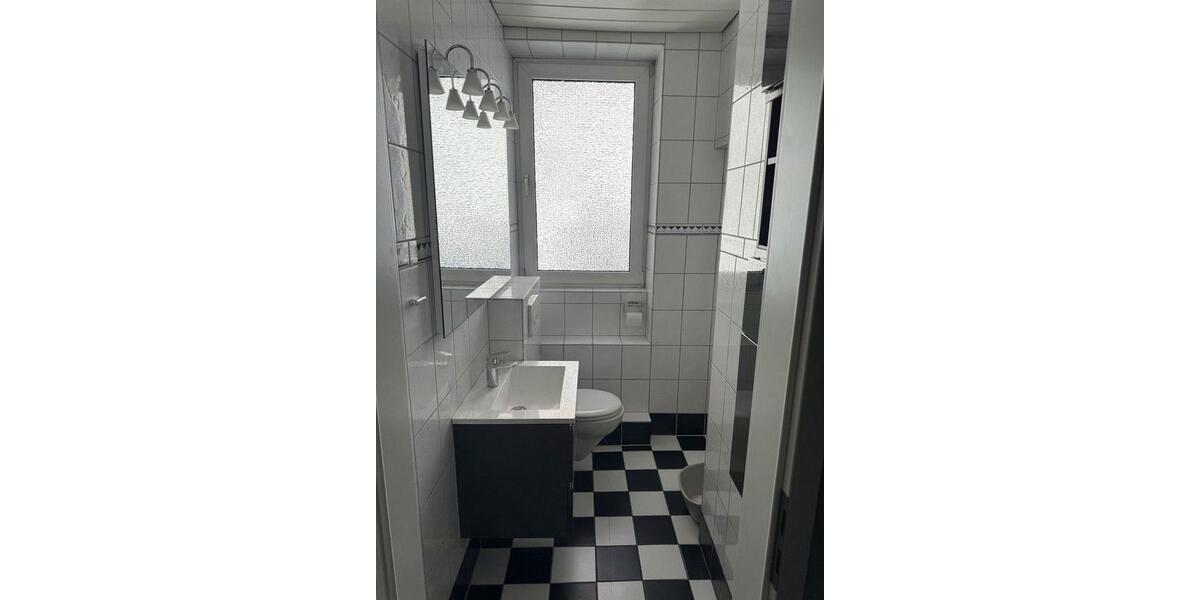 Etagenwohnung Lüdenscheid Staberg - 4 Zimmer, 108 m&sup2;, 869&euro; | Angebot:26408264