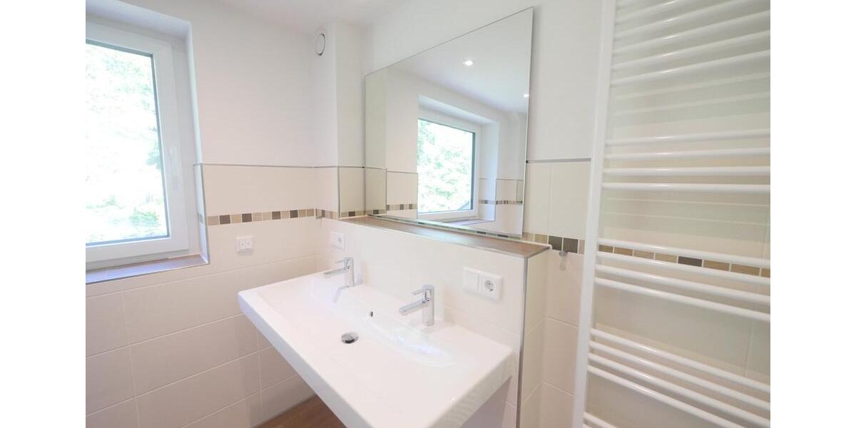 Doppelhaushälfte Cuxhaven Duhnen - 5 Zimmer, 96 m&sup2;, 1.400&euro; | Angebot:25308860