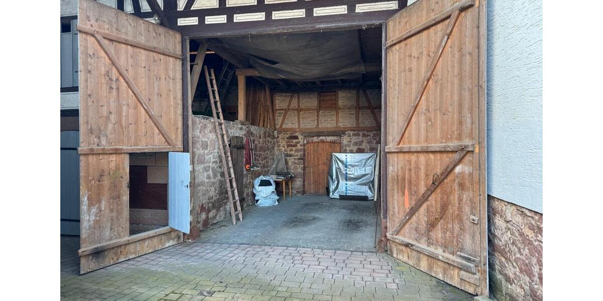 Einfamilienhaus Kirchhain - 6 Zimmer, 142 m&sup2;, 269.000&euro; | Angebot:26129846