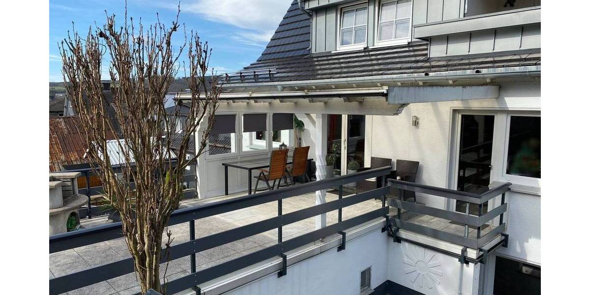 Mehrfamilienhaus, Wohnhaus Bad Berleburg - 7 Zimmer, 232 m&sup2;, 398.000&euro; | Angebot:25770546