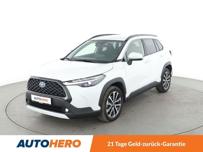 Toyota Corolla Cross 33.876 km 28.190 € Dresden 01187