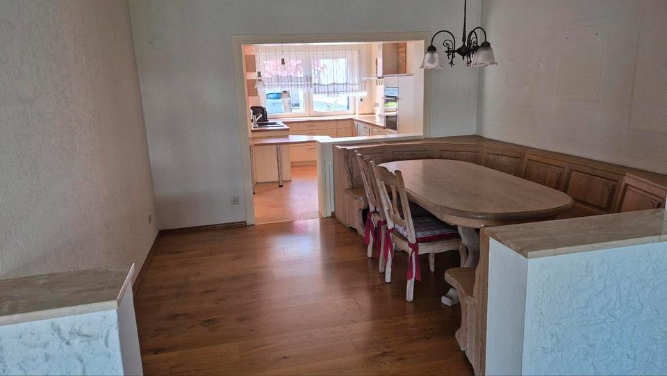 Einfamilienhaus Urmitz - 5 Zimmer, 165 m&sup2;, 620.000&euro; | Angebot:26337206