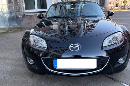 Mazda MX-5 69.000 km 14.900 &euro; Düsseldorf 40219