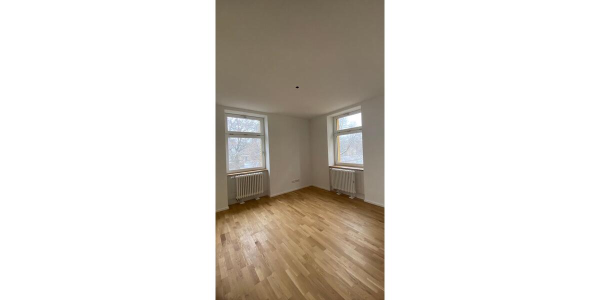 Etagenwohnung Donaueschingen - 2.5 Zimmer, 79 m&sup2;, 869&euro; | Angebot:25205596