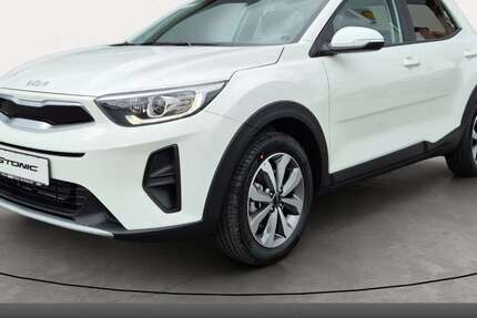 Kia Stonic 2.243 km 18.980 &euro; Berga 06536