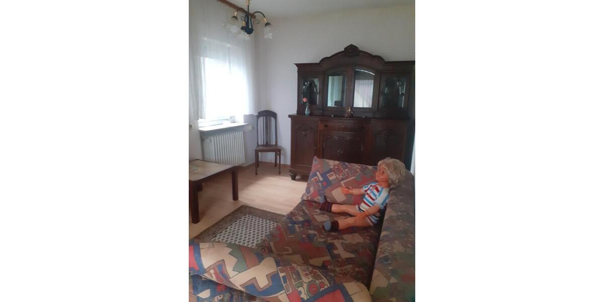 Einfamilienhaus Hochspeyer - 8 Zimmer, 194 m&sup2;, 289.000&euro; | Angebot:27062413