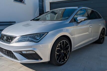 Seat Leon 122.000 km 16.480 &euro; Theisseil 92637