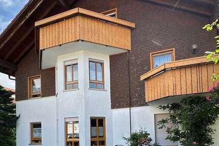 Haus Freudenstadt - 8 Zimmer, 190 m&sup2;, 530.000&euro; | Angebot:25202194