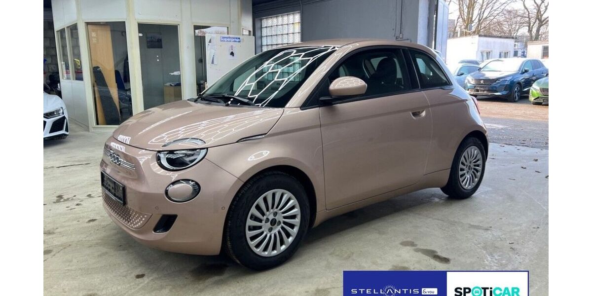 Fiat 500e 29.596 km 19.890 &euro; Hamburg 22457