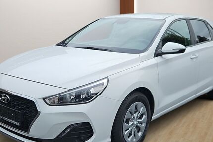 Hyundai i30 52.600 km 15.890 &euro; Schwabhausen 99869