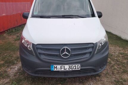 Mercedes-Benz Vito 158.000 km 9.900 &euro; München 81239