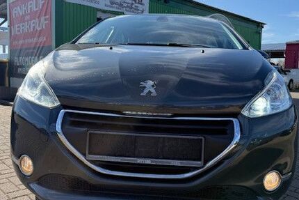 Peugeot 208 179.000 km 4.500 &euro; Hohenwarsleben 39326