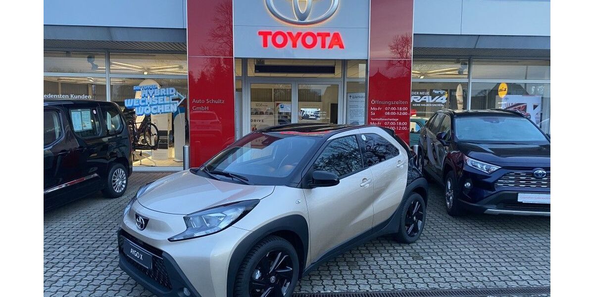 Toyota Aygo (X) 42.025 km 15.550 &euro; Ruhland 01945