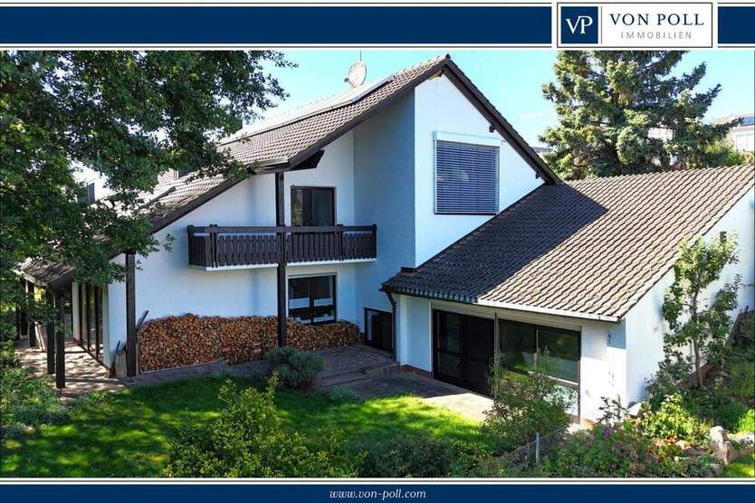 Exklusives Einfamilienhaus mit innenliegendem Pool - einmalige Gelegenheit! 8 zimmer