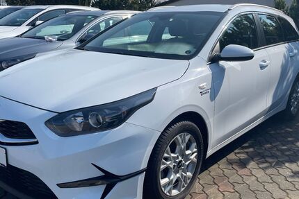 Kia ceed Sportswagon 15.000 km 20.900 &euro; Forchheim 91301