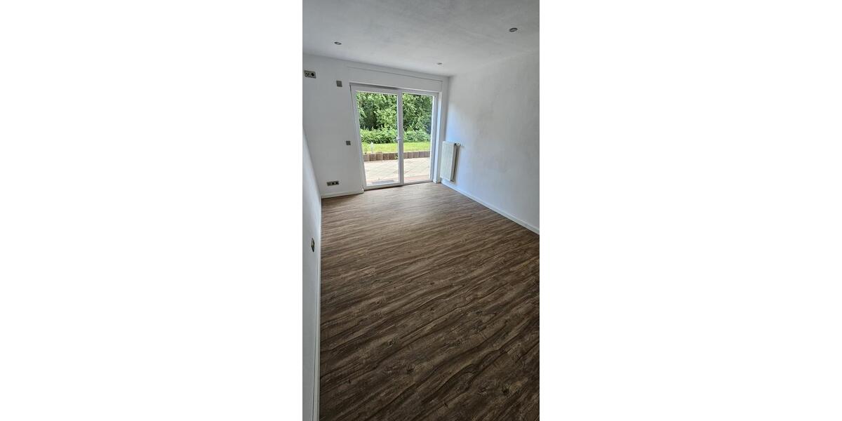 Erdgeschoßwohnung Neunkirchen - 4 Zimmer, 93 m&sup2;, 270.000&euro; | Angebot:27152852