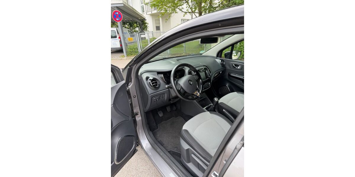 Renault Captur 117.000 km 7.999 &euro; Brunnthal 85649