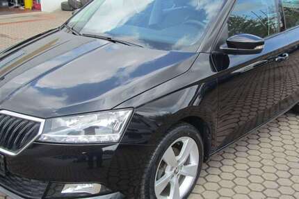 Skoda Fabia 74.000 km 11.999 &euro; Artern 06556
