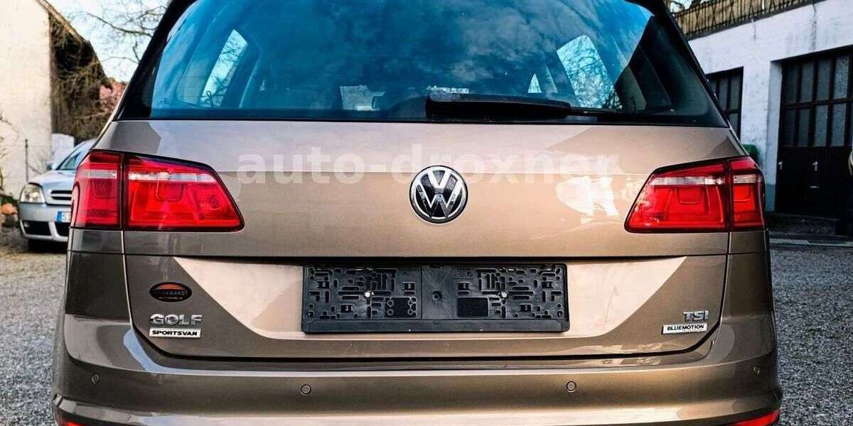 VW Golf Sportsvan VII Comfortline Automatik 72.144 km 13.300 &euro; Wald-Glashütte 88639