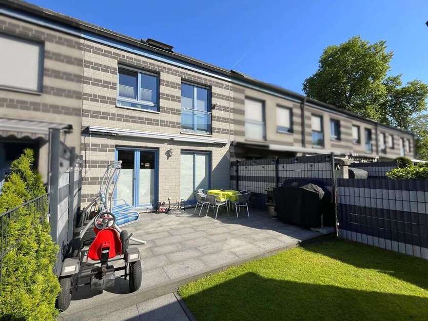 Haus zum Kaufen in Oberhausen 339.000 € 114.72 m²