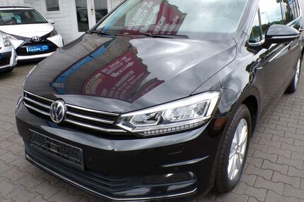 VW Touran 180.000 km 15.990 &euro; Berlin 12347