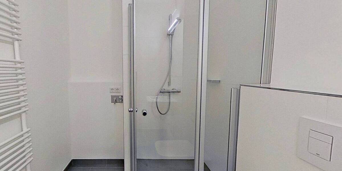 Etagenwohnung Berlin Neukölln - 2 Zimmer, 62 m&sup2;, 1.375&euro; | Angebot:26867060