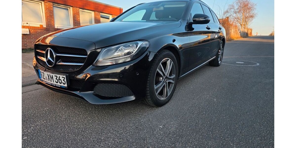Mercedes-Benz C 220 253.877 km 10.999 &euro; Baunatal 34225
