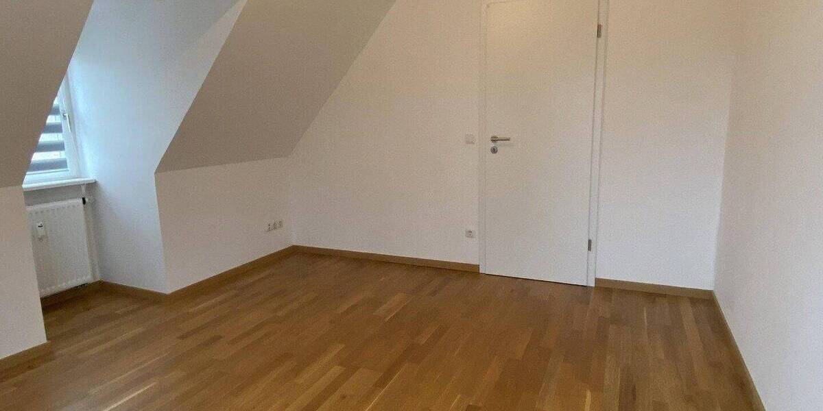 Etagenwohnung Kempten Auf der Halde - 3 Zimmer, 105 m&sup2;, 1.220&euro; | Angebot:26825323