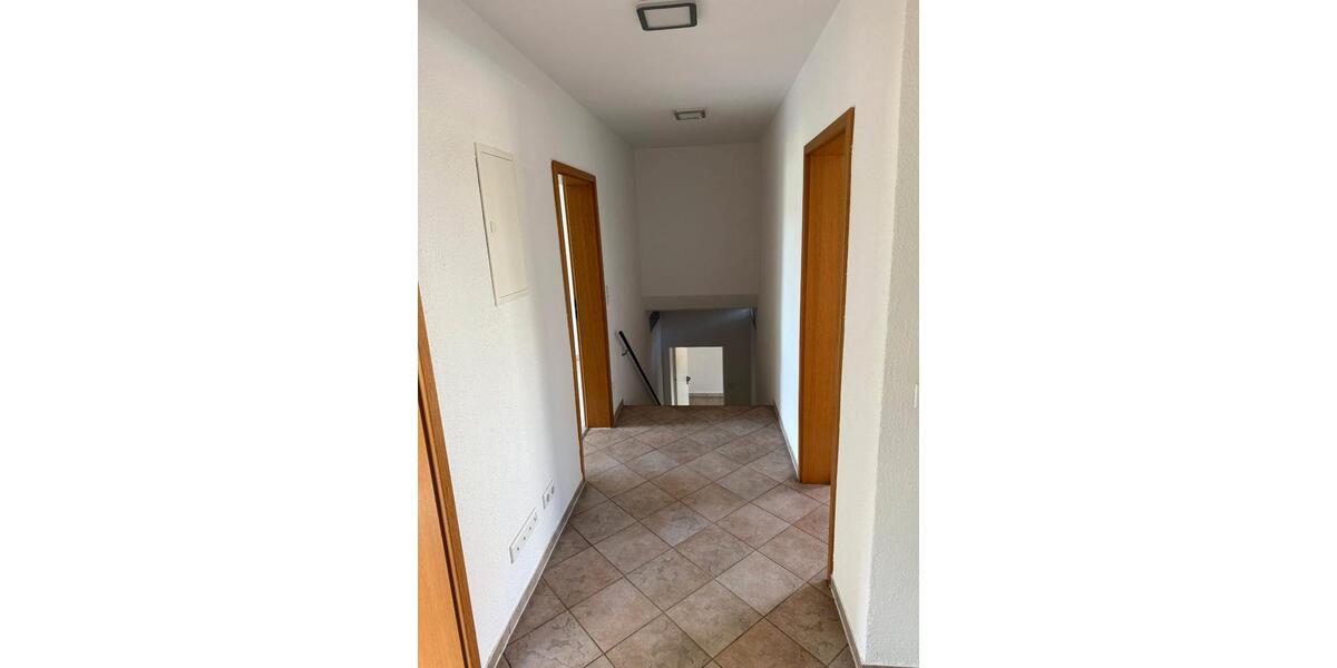 Erdgeschoßwohnung Heilsbronn - 4.5 Zimmer, 115 m&sup2;, 850&euro; | Angebot:26407113