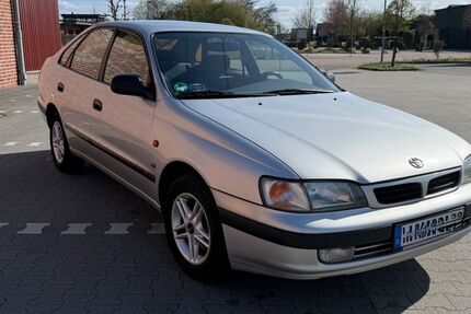 Toyota Carina 125.818 km 4.500 &euro; Oldenburg 26125