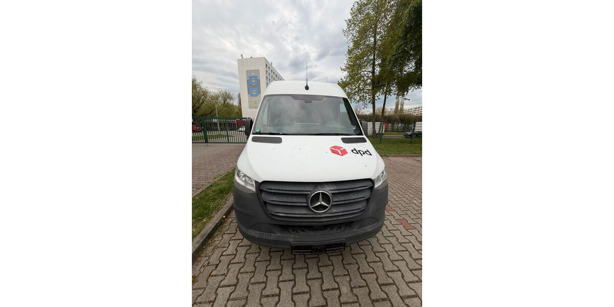 Mercedes-Benz Sprinter 287.000 km 13.700 &euro; Berlin 10365