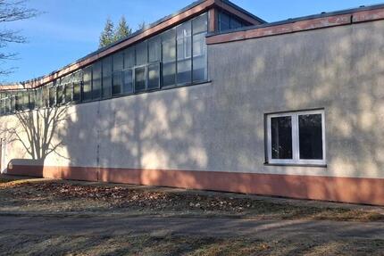 Gewerbeobjekt Sternberg - 934&euro; | Angebot:15999491