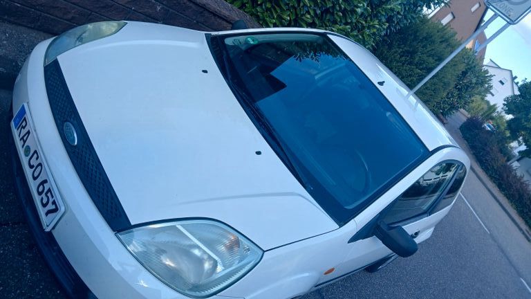Ford Fiesta 182.000 km 800 &euro; Durmersheim 76448