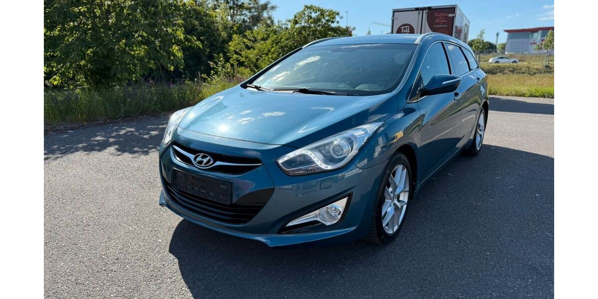 Hyundai i40 150.000 km 7.999 &euro; Berlin 12057