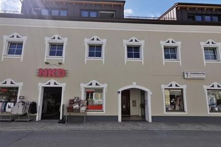 Hengersberg Zentrum: Große 3 -Zimmerwohnung m. Terrasse u. Stellplatz! 3 zimmer