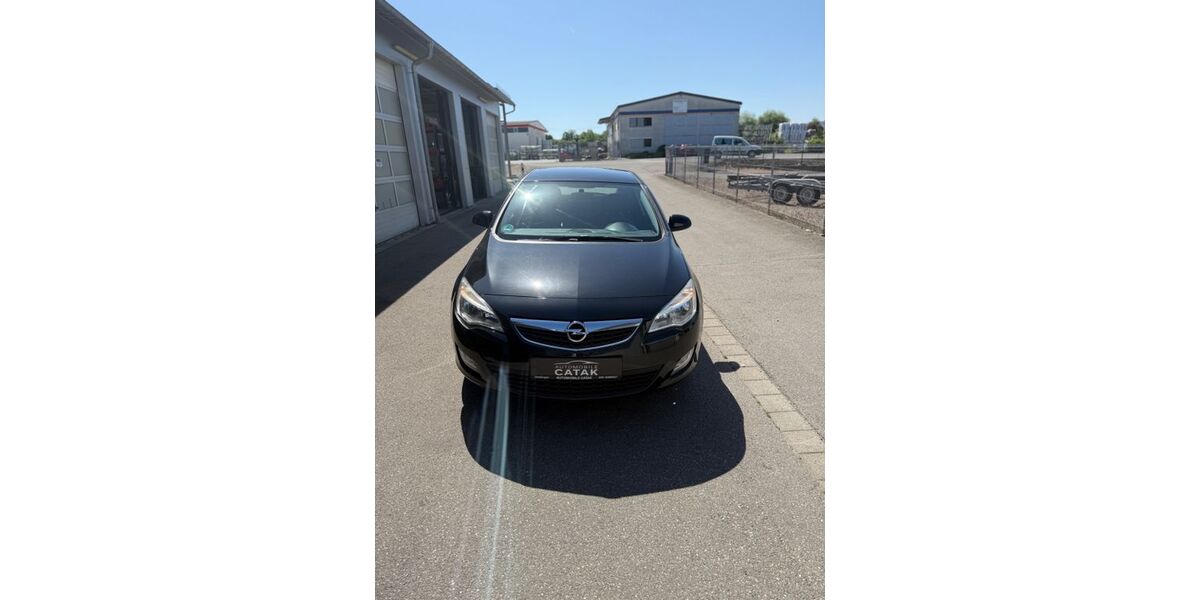 Opel Astra 124.000 km 3.899 &euro; Riedlingen 88499