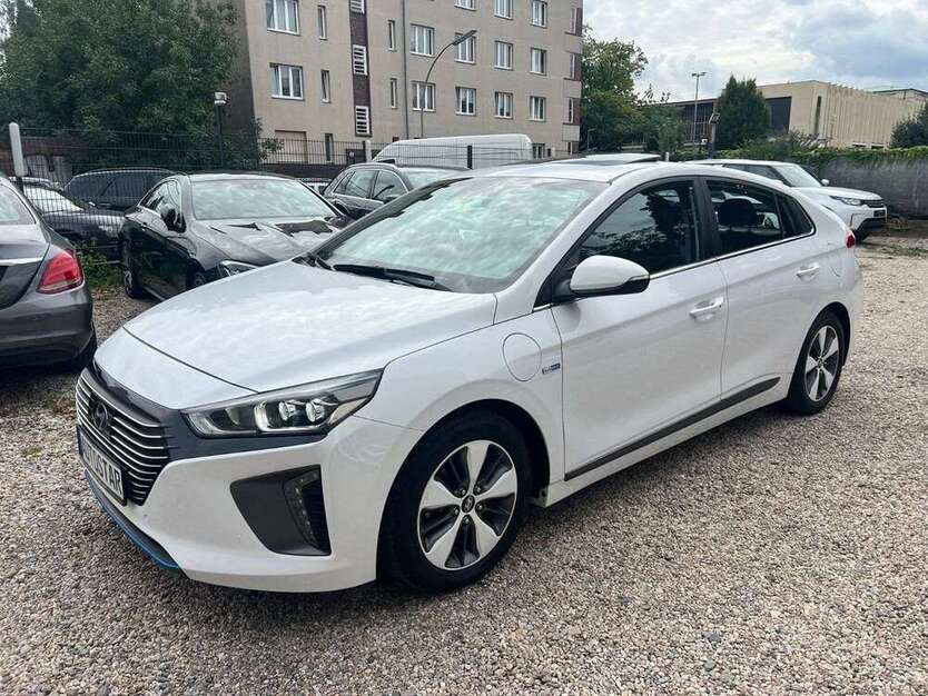 IONIQ
