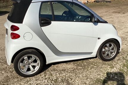 Smart ForTwo 106.000 km 6.900 &euro; Regensburg 93059