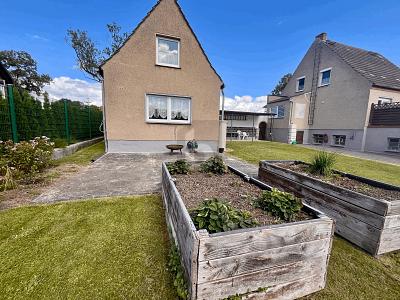 IHR ZUHAUSE MIT CHARME UND GRÜNBLICK - Einfamilienhaus Tessin | Angebot:26768599