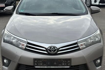 Toyota Corolla 138.000 km 6.999 &euro; Singen 78224