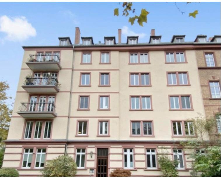 Schöne StadtWohnung am Ringpark (Garten, Fahrradstellplatz)